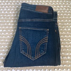 Hollister jeans size 3R ultra high rise skinny